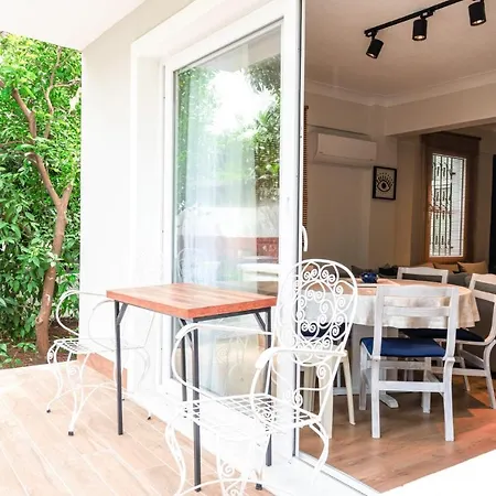 Private With Garden Near Beaches In Hotell Marmaris